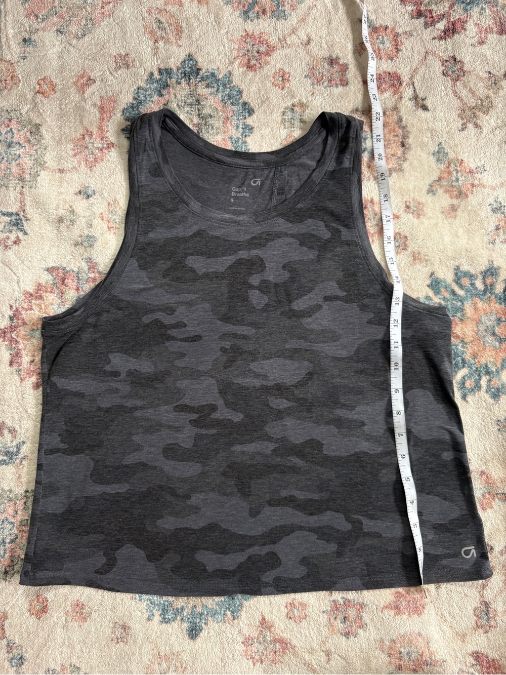 GAP Fit Breathe Tank Top with Open Back-Gray Camo